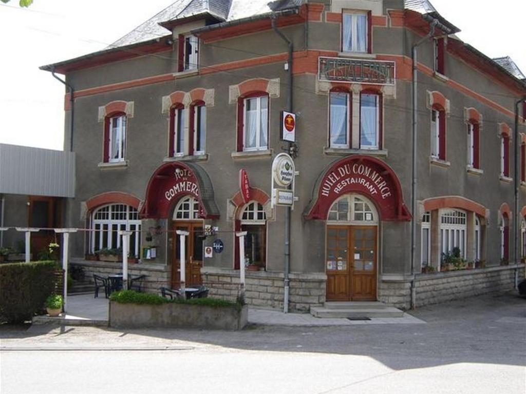 Hotel-Restaurant Du Commerce Aubréville 외부 사진